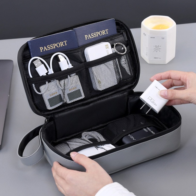 軽量ハンドヘルドデジタルガジェット収納バッグ、多ポケット電子 - Electronics & Gadgets Starting With V のレビューと価格